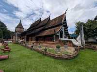 Wat Lok Moli: My Hidden Gem in Chiang Mai for a Tranquil Escape! ✨