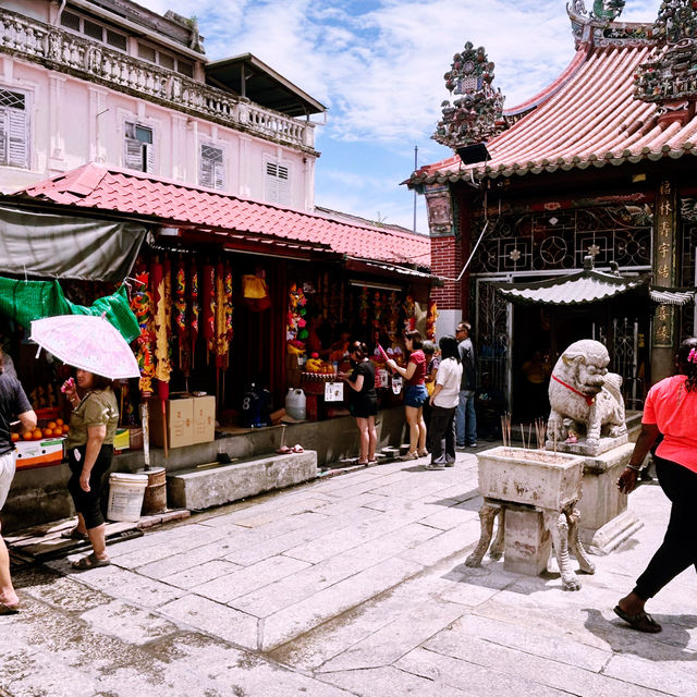 🙏 Solo Spiritual Visit: Goddess of Mercy Temple (Kuan Yin Teng) – Penang’s Oldest Chinese Temple