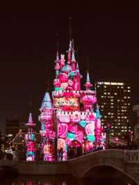Lotte World Magic Island in Christmas attire