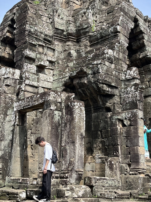 🛕 Bayon Temple — The Stone Faces of an Empire