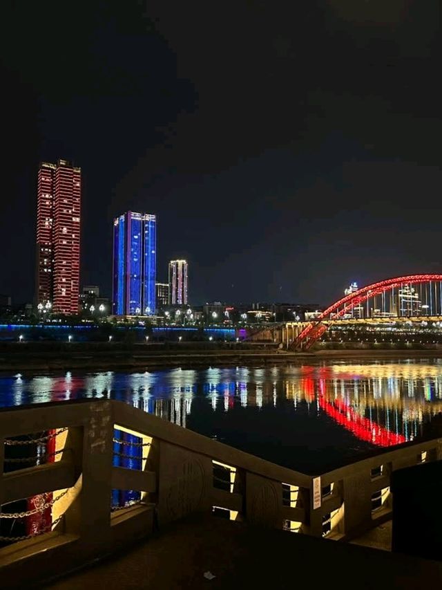 Yibin Hejiangmen: Where Rivers Write History