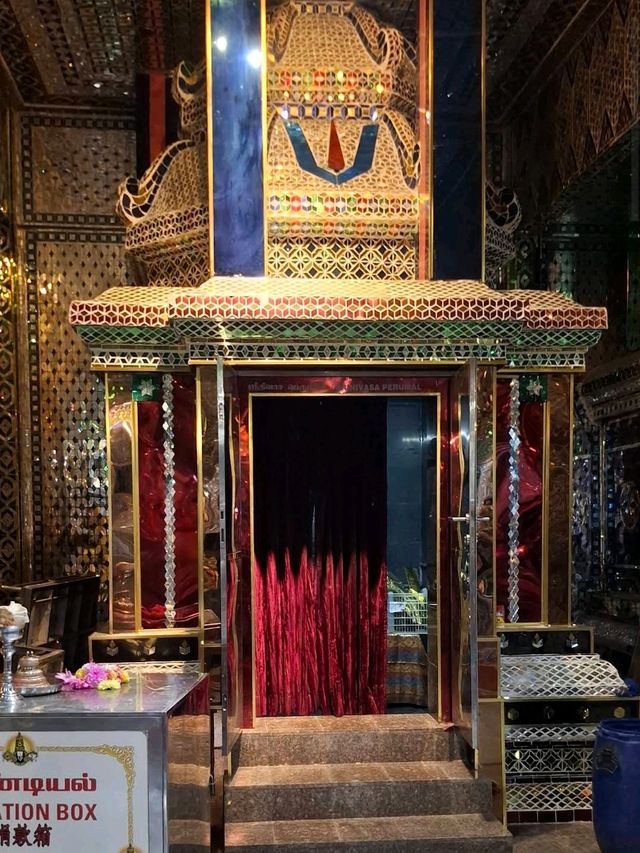 Arulmigu Sri Rajakaliamman Glass Temple