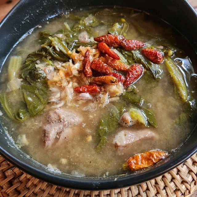 ✨️清邁米其林//烤山尼曼 泰北咖哩麵🍜//