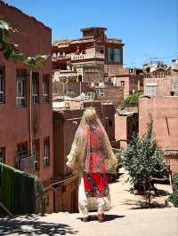 Kashgar’s “Gold City” Is Seriously Cool