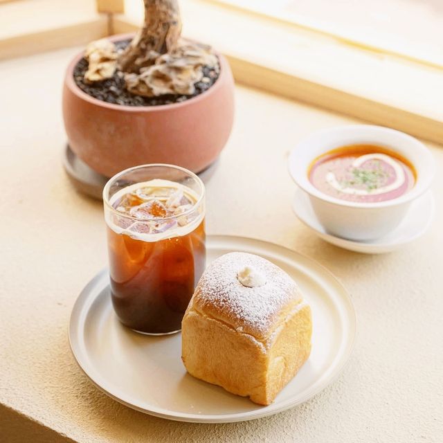 ☕️🍞Songridan-gil fresh raw bread specialty store, ‘Milbit’