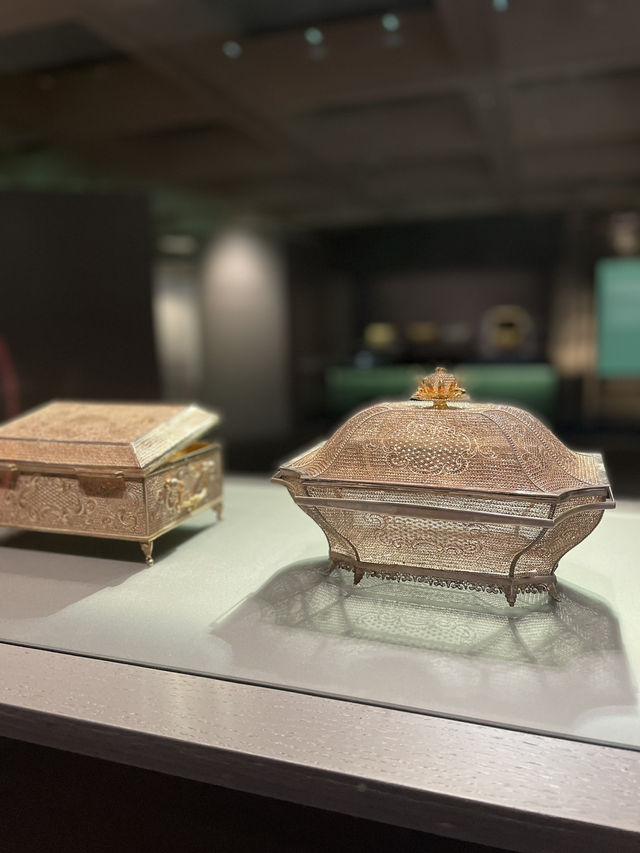 🇭🇰 Shopping in Canton: China Trade Art in the 18th and 19th Centuries