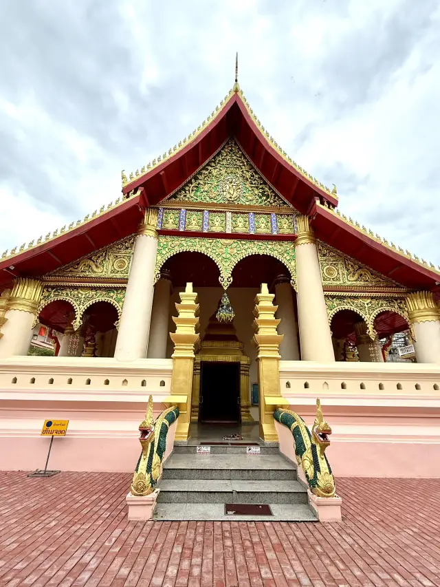 สายมูเตลู เที่ยวเวียงจันทน์ 2 วัน  