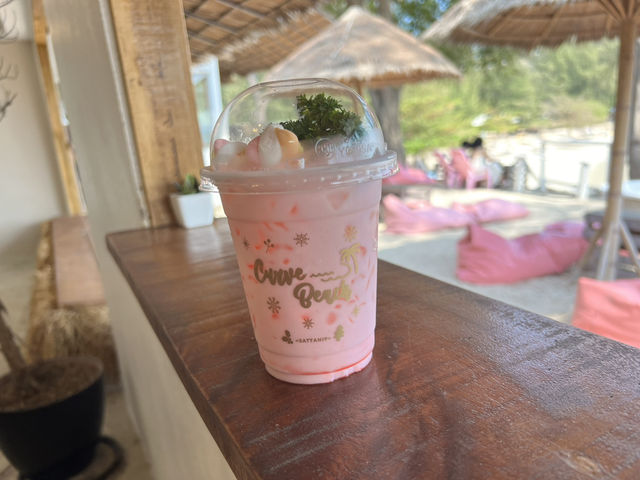 Curve Beach Cafè สัตหีบ 