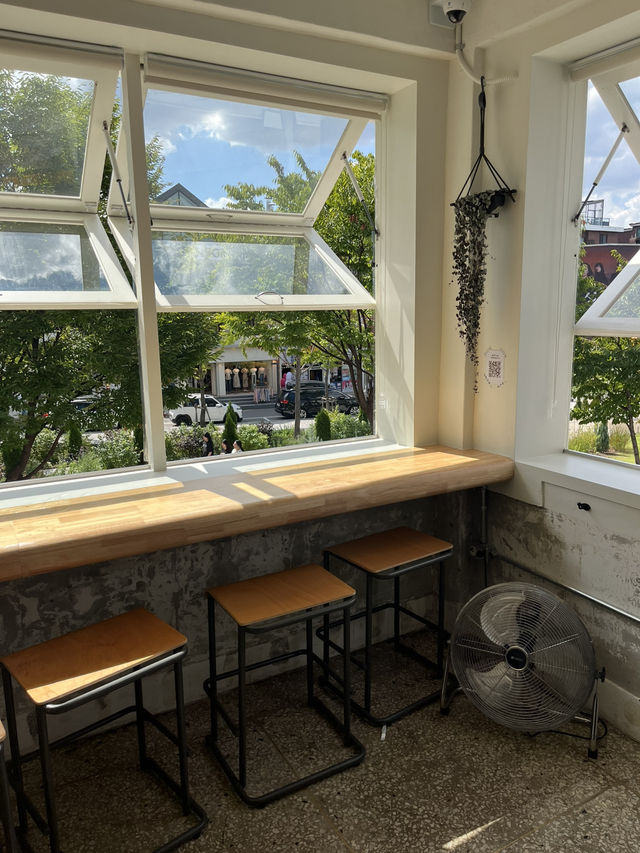 연남동 브런치 감성 카페 도트블랭킷🥪