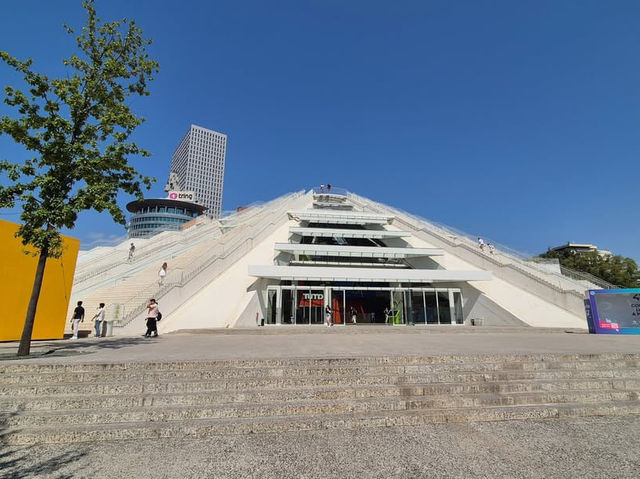 Vibrant Urban Life Awaits in Tirana County Vibrant Urban Life Awaits in Tirana County
