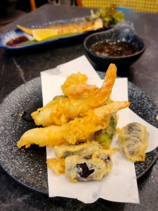和風居酒屋🌸🌸新派和有創意的壽司＆卷物🍣