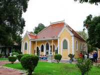 วัดนิเวศธรรมประวัติราชวรวิหาร วัดสวย สไตล์โกธิก