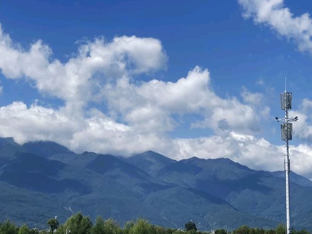 Discover the Magic of Erhai: Yunnan’s Hidden Gem