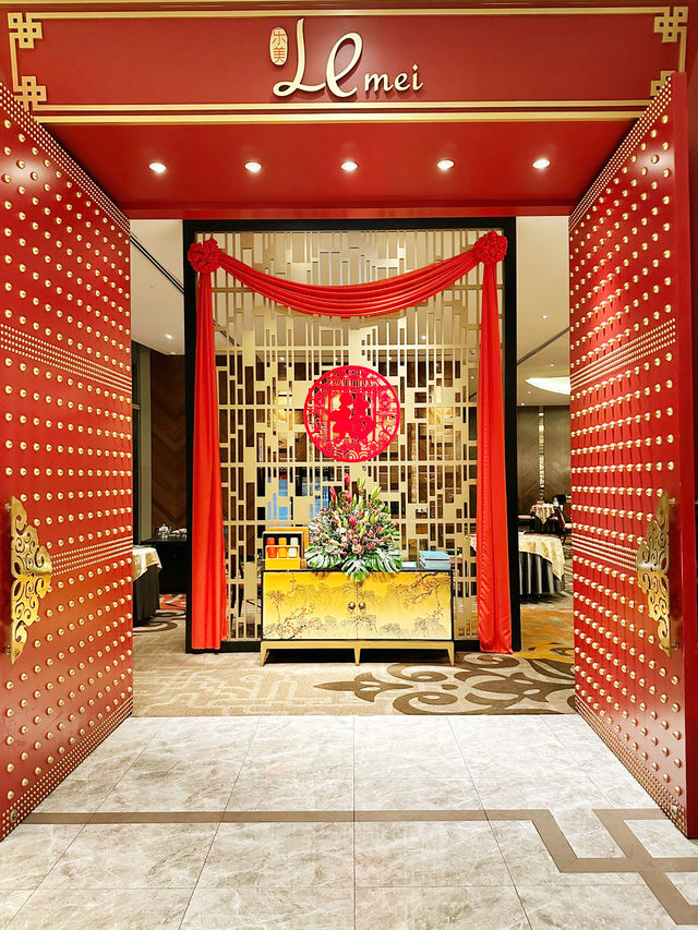 Timeless Elegance and Flavors at Le Mei
