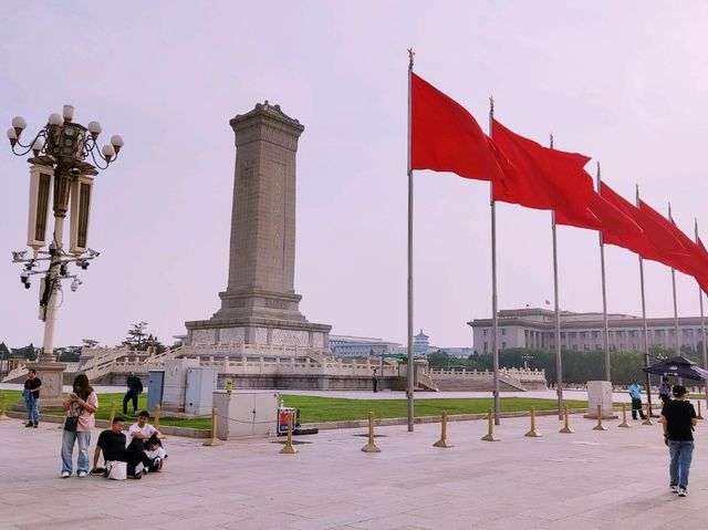 Daytime Dazzle at Tiananmen Square: History, Art, and Jaw-Dropping Vibes 🇨🇳✨