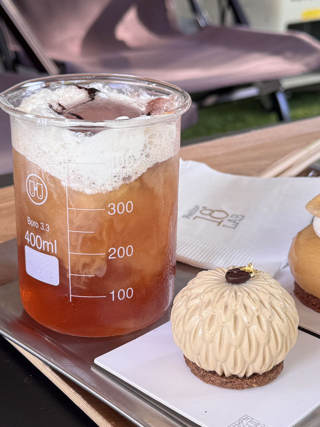 南投旅遊目前最熱門的打卡景點！走過日月潭、路過日月潭都不要錯過［Feeling18LAB烘焙所］