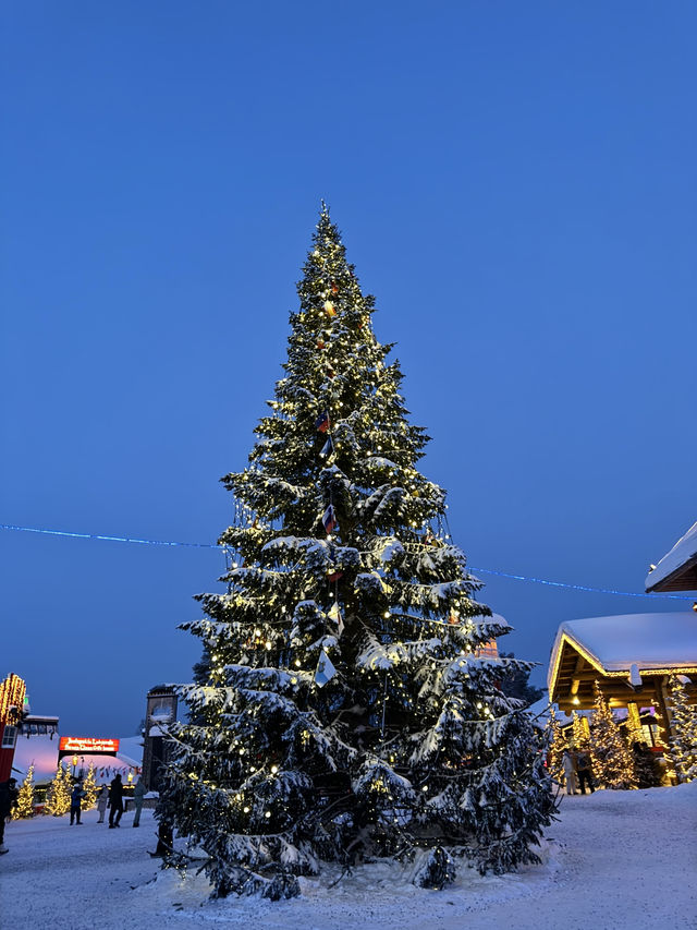 SANTA CLAUS VILLAGE — WINTER NIGHT MAGIC IN THE ARCTIC 🎅❄️✨