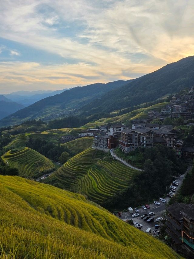 Деревня Пинъань на рисовых террасах Лунцзи: