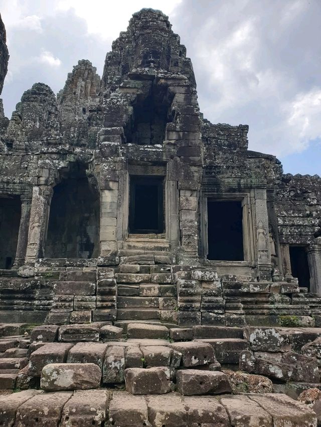 Mystical Faces🌧️ Mystical Faces🌧️