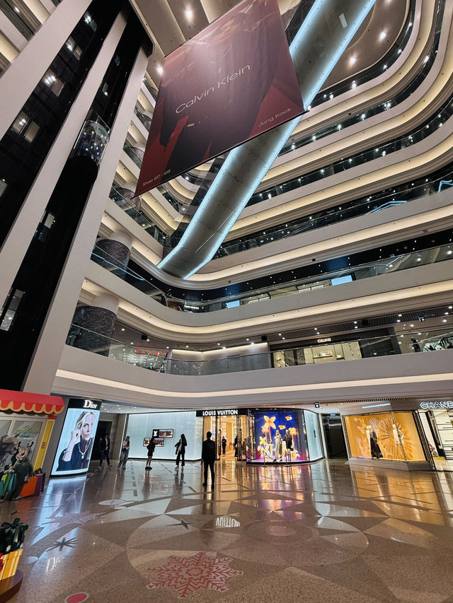 香港商場： 銅鑼灣時代廣場