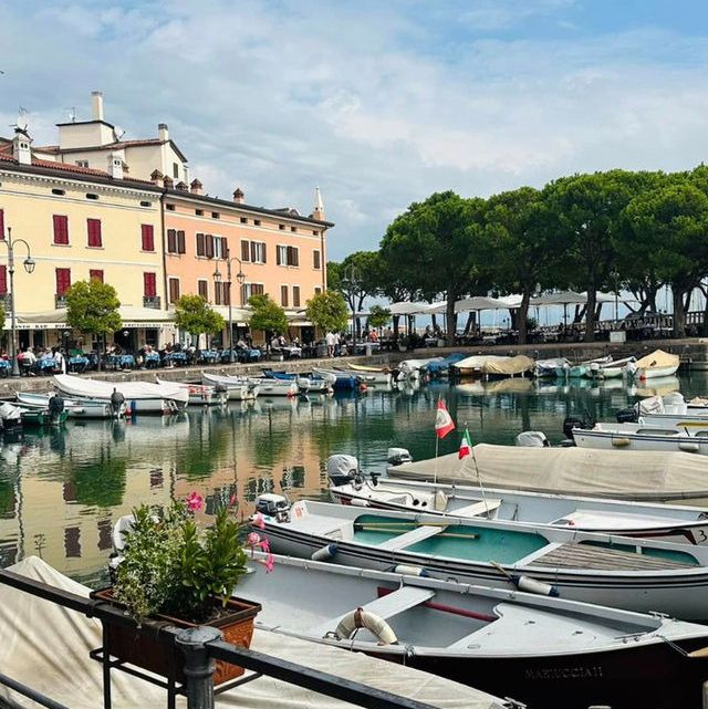 Milan, City of Elegance Milan, City of Elegance