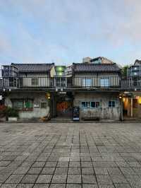 Urban Vibes & Vintage Feels 🌆✨