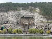 ประทับสุดขีด ที่ถ้ำหลงเหมิน เมืองลั่วหยาง