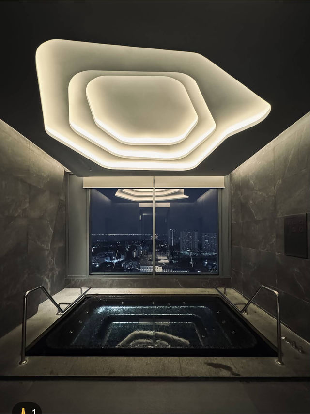 โรงแรมแกรนด์ เซนเตอร์ พอยต์ สเปซ พัทยา