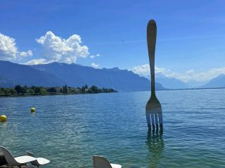 "ส้อมยักษ์" แห่งเมือง Vevey...สวิตเซอร์แลนด์