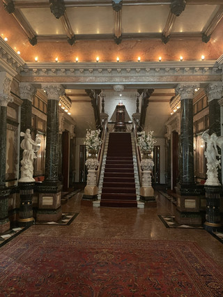 走進芝加哥鍍金時代的豪宅：德里豪斯博物館🏛️✨🇺🇸