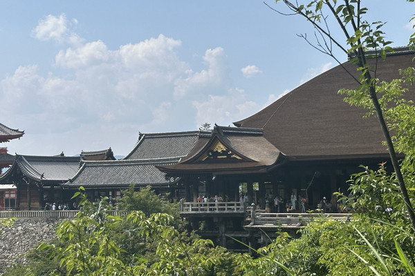 清水寺：京都の百年の古刹がもたらす感動と心の癒やし。 | Trip.com 京都