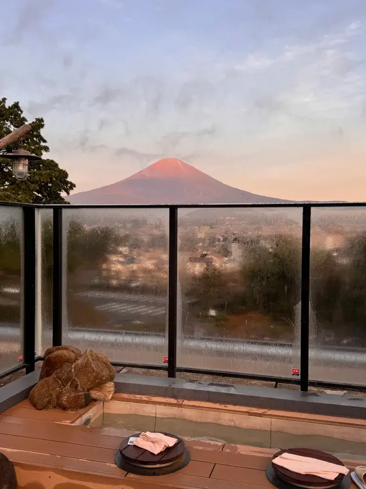 ホテルからのこの景色やばすぎ