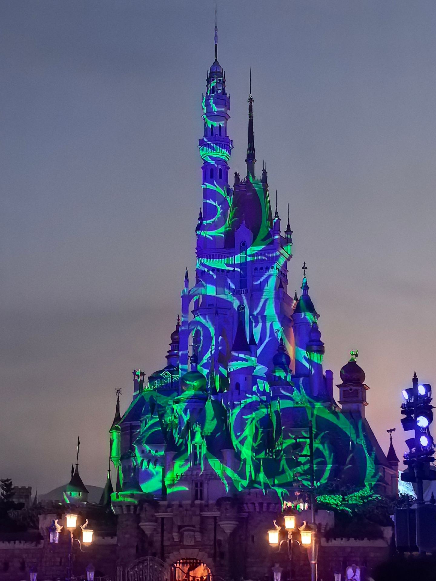 🎃Hong Kong Disneyland Halloween Carnival Guide! Beware of villains!👻