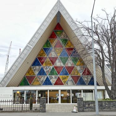 A Cathedral Made of Paper?! Visiting Christchurch’s "Transitional Cathedral"!