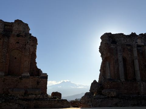 2026年 タオルミーナのギリシア劇場観光スポットおすすめ| Trip Moments