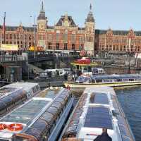 A Perfect Walk in Amsterdam 