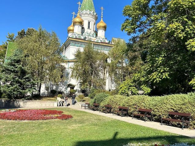 St. Alexander Nevsky Cathedral 🗺️