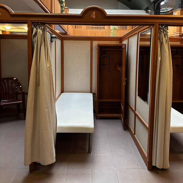 Let those troubles soak away at this thermal spa !🇭🇺