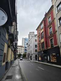 🚶‍♂️ Walking Through Gijón’s Everyday Beauty! 🏙️✨