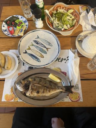 🇵🇹สถานที่ที่เสิร์ฟเนื้อและปลาปิ้งย่างบนเตาถ่านต่อหน้าคุณ