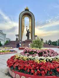 Spring in Dushanbe – Monument of Ismoili Somoni in Full Bloom