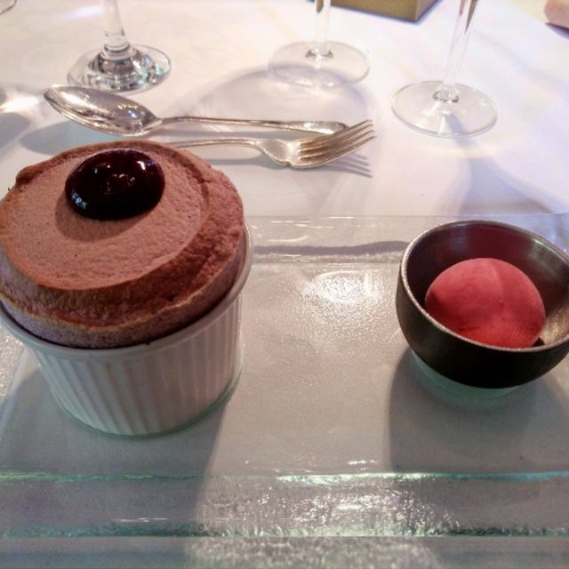 Lunch, Lavender & Luxury at the delightful Hambleton Hall 🏞️ Lunch, Lavender & Luxury at the delightful Hambleton Hall 🏞️