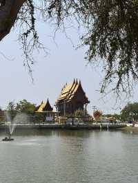 Reclining Buddha cave and stunning view to the bay