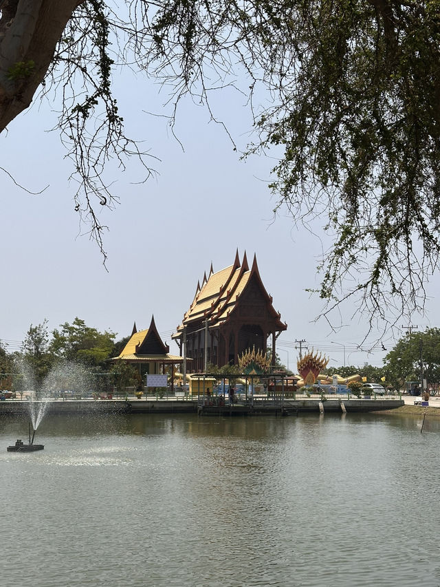 Reclining Buddha cave and stunning view to the bay