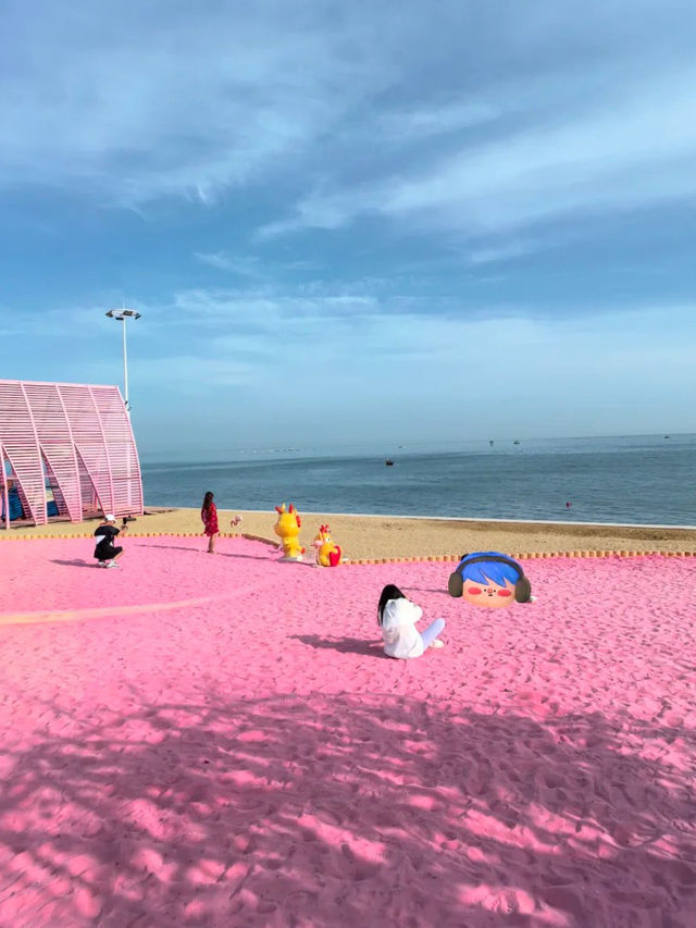 Golden Shores and Sculpted Cliffs: A Day in Dalian’s Jinshitan
