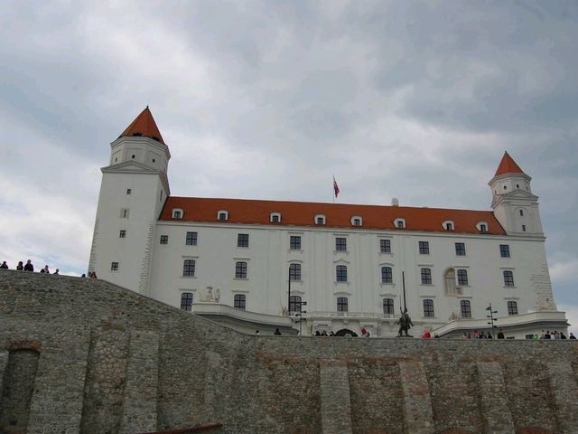 Bratislava: A Timeless Tapestry of Past and Future 🏰🚀 Bratislava: A Timeless Tapestry of Past and Future 🏰🚀