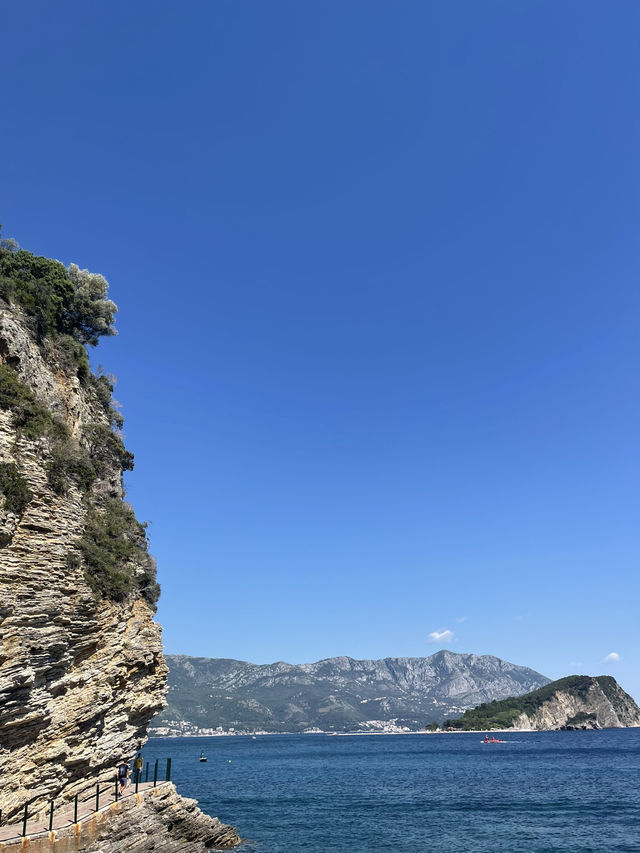 🌅 Budva: Coastal Charm & Historic Streets