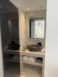 Suite with Sea View – Perfect Location with Stunning Sunset Views