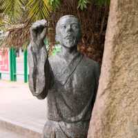 Art by the Water: Riverside Statues of Yushan 🎭🌊🏞️