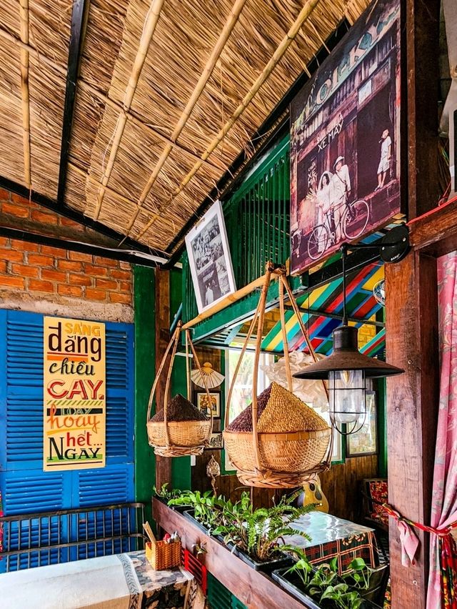 A retro Vietnamese cafe hidden inside Sunset Town